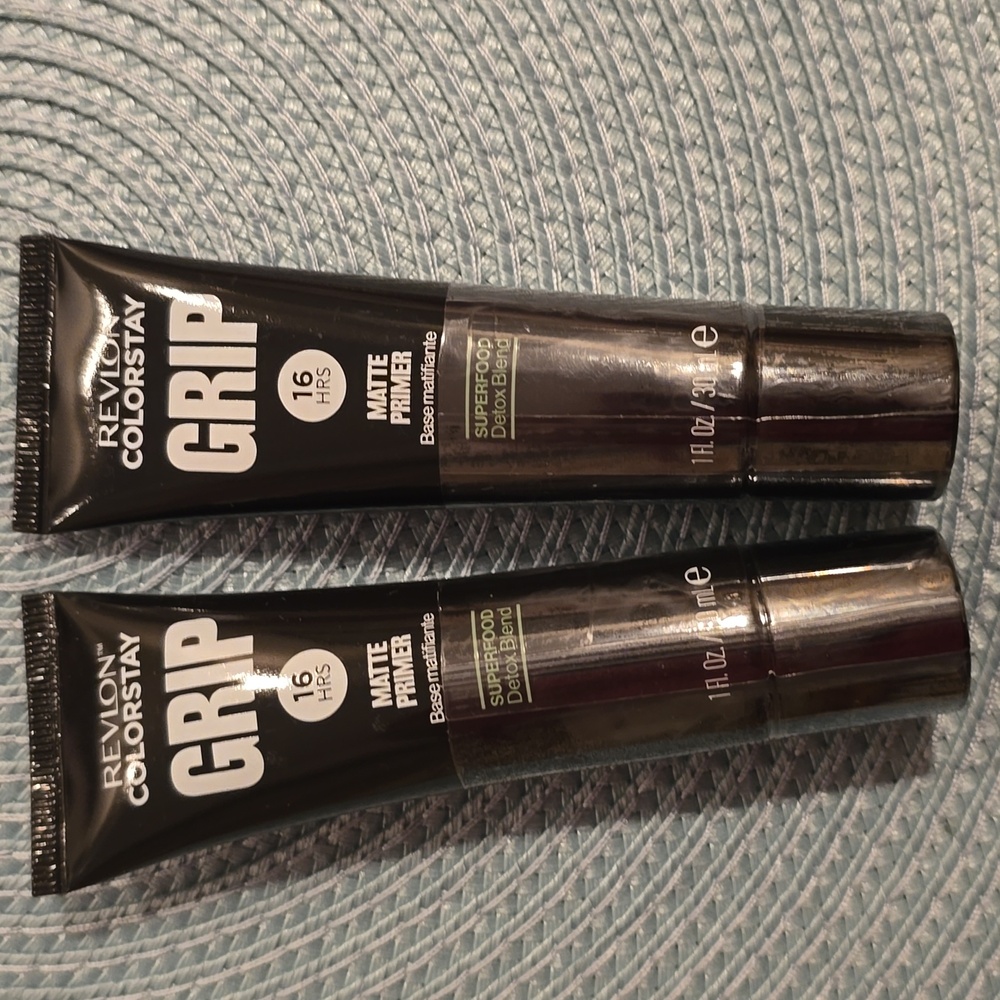 REVLON BRAND WOMEN'S COLORSTAY GRIP 16 HOURS MATTE PRIMER BUNDLE OF 2